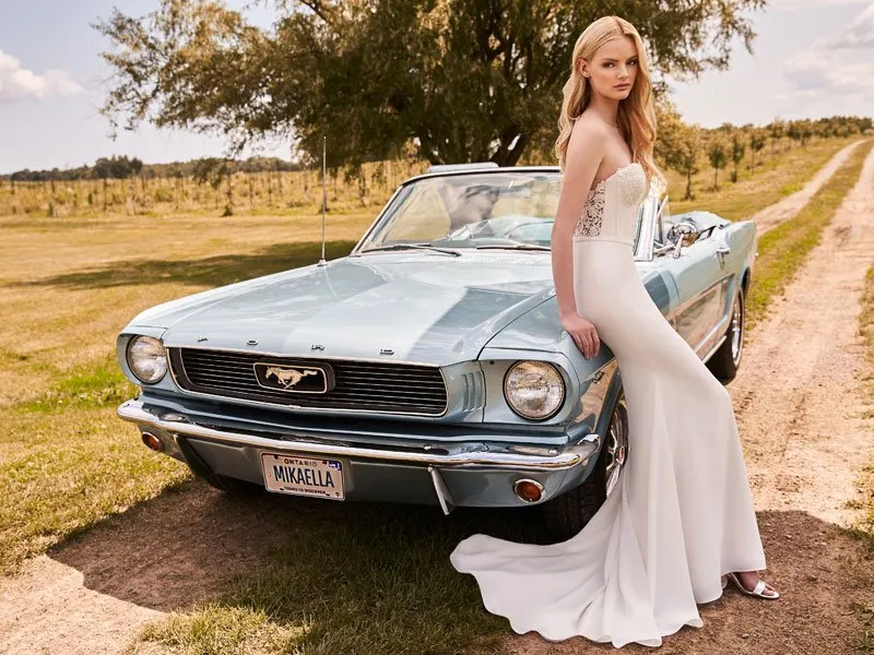 Featured Gown - Style 2285 | Paloma Blanca Featured Gown - Style 2285 | Paloma Blanca