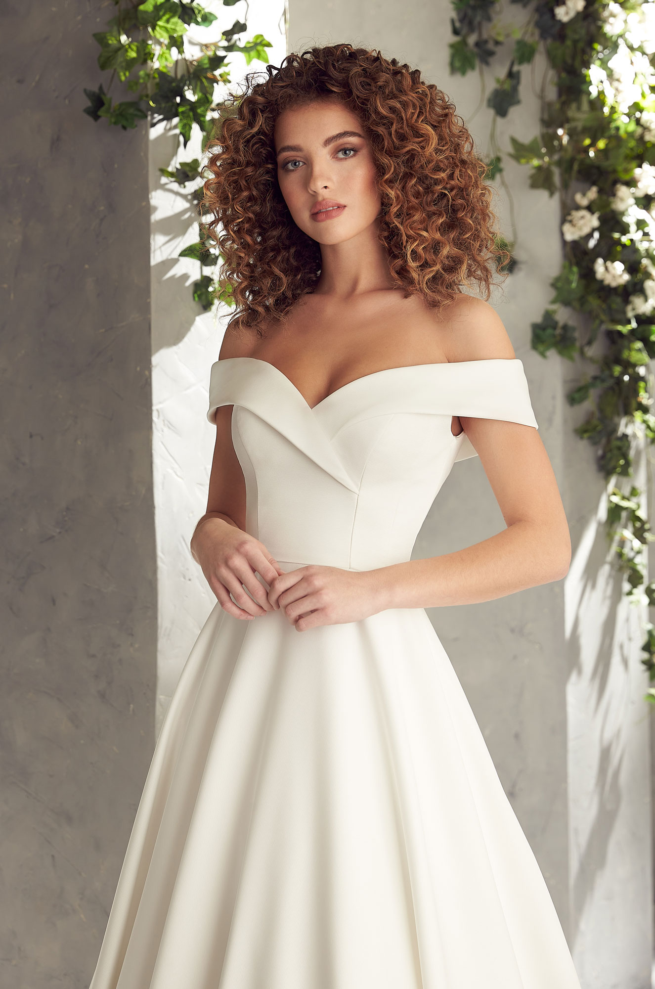 Style 2400 Paloma Blanca